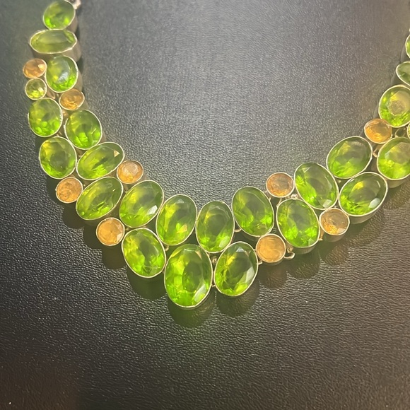 Vintage green and yellow 18-22” necklace - Picture 2 of 6